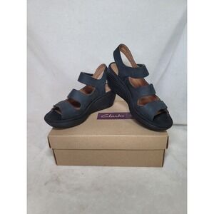Clarks Bohemian Y2K Wedge Sandals Black Comfy Leather Vacation Size 7 Resortwear